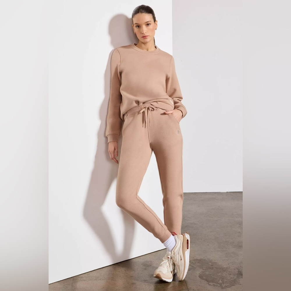 NEW WITH TAGS: MPG Sport Comfort Fleece Jogger - Warm Taupe - Large